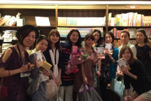 私が輝くパリジェンヌレッスン 香港サイン会開催 - Dorée Kami - Naomi Hatakeyama - ドレカミ - 畠山奈保美 私が輝くパリジェンヌレッスン 香港サイン会開催 - Dorée Kami - Naomi Hatakeyama - ドレカミ - 畠山奈保美